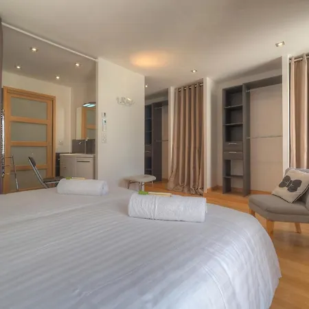 Immogroom - Beautiful Duplex - Sea View - Quiet - Ac - Wifi - Garage Apartment